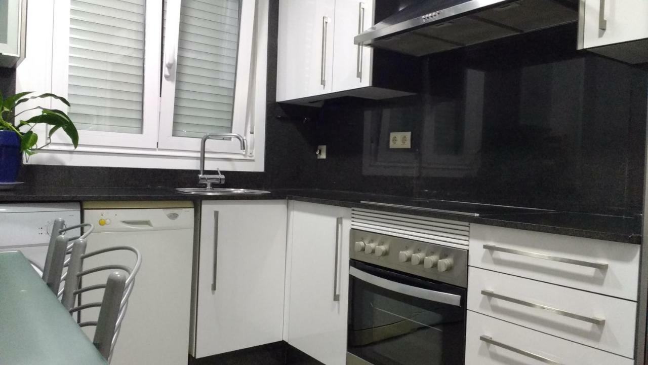 Apartamento Comodo Y Centrico Pontevedra Bagian luar foto