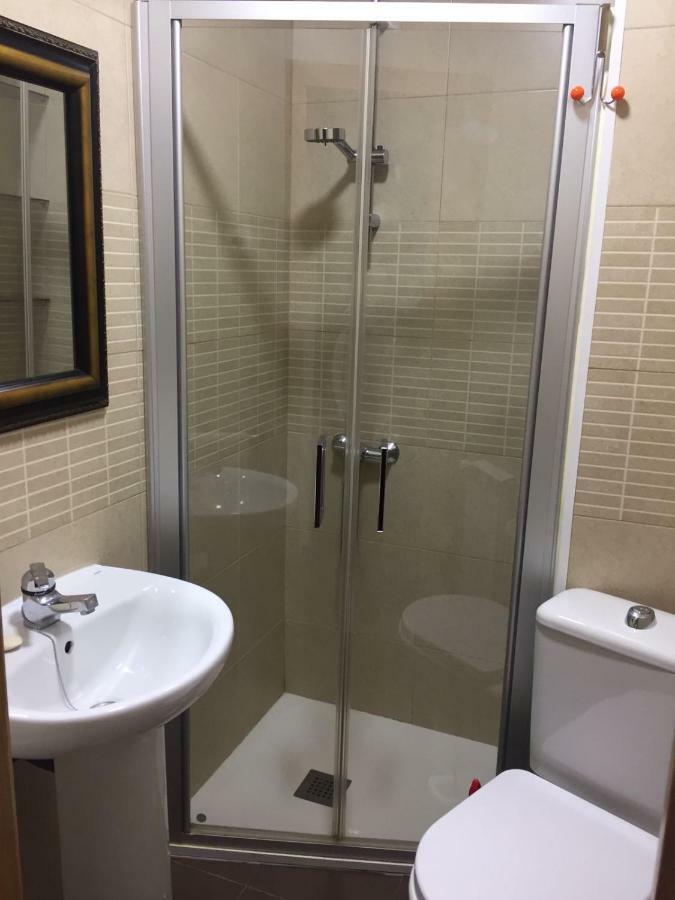 Apartamento Comodo Y Centrico Pontevedra Bagian luar foto
